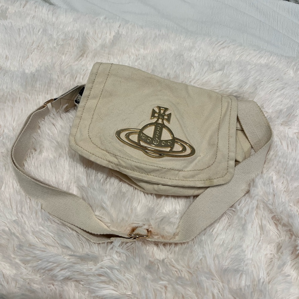 vivienne westwood edge wear shoulder bag